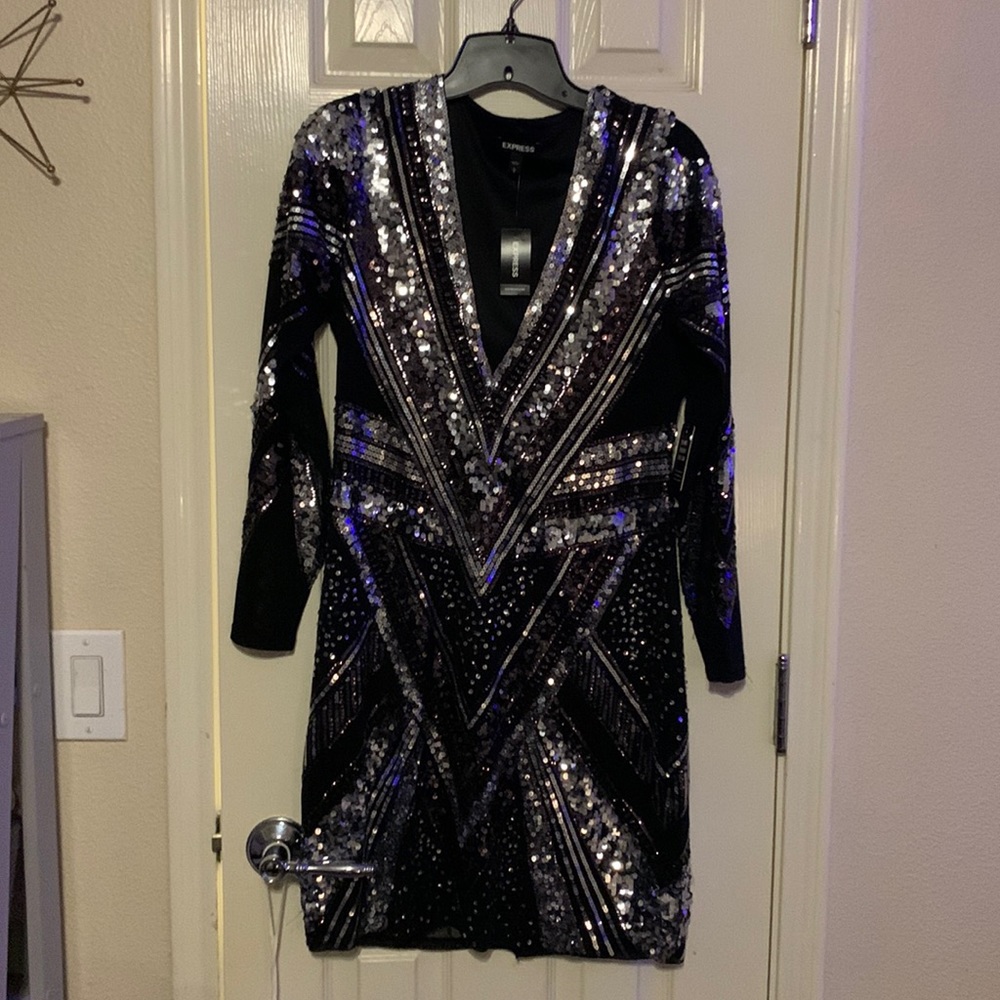 Express dress, prom, date night, sparkly